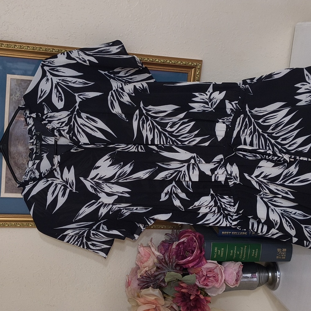 Ralph Lauren Monochrome Leaf Pattern Jumpsuit Size 14 P Scandinavian Vacation - Picture 3 of 9